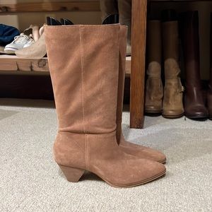 Lucky boots suede 9.5